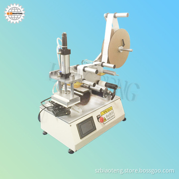 Semi-Automatic Flat Bottle Stikers Labeling Machine